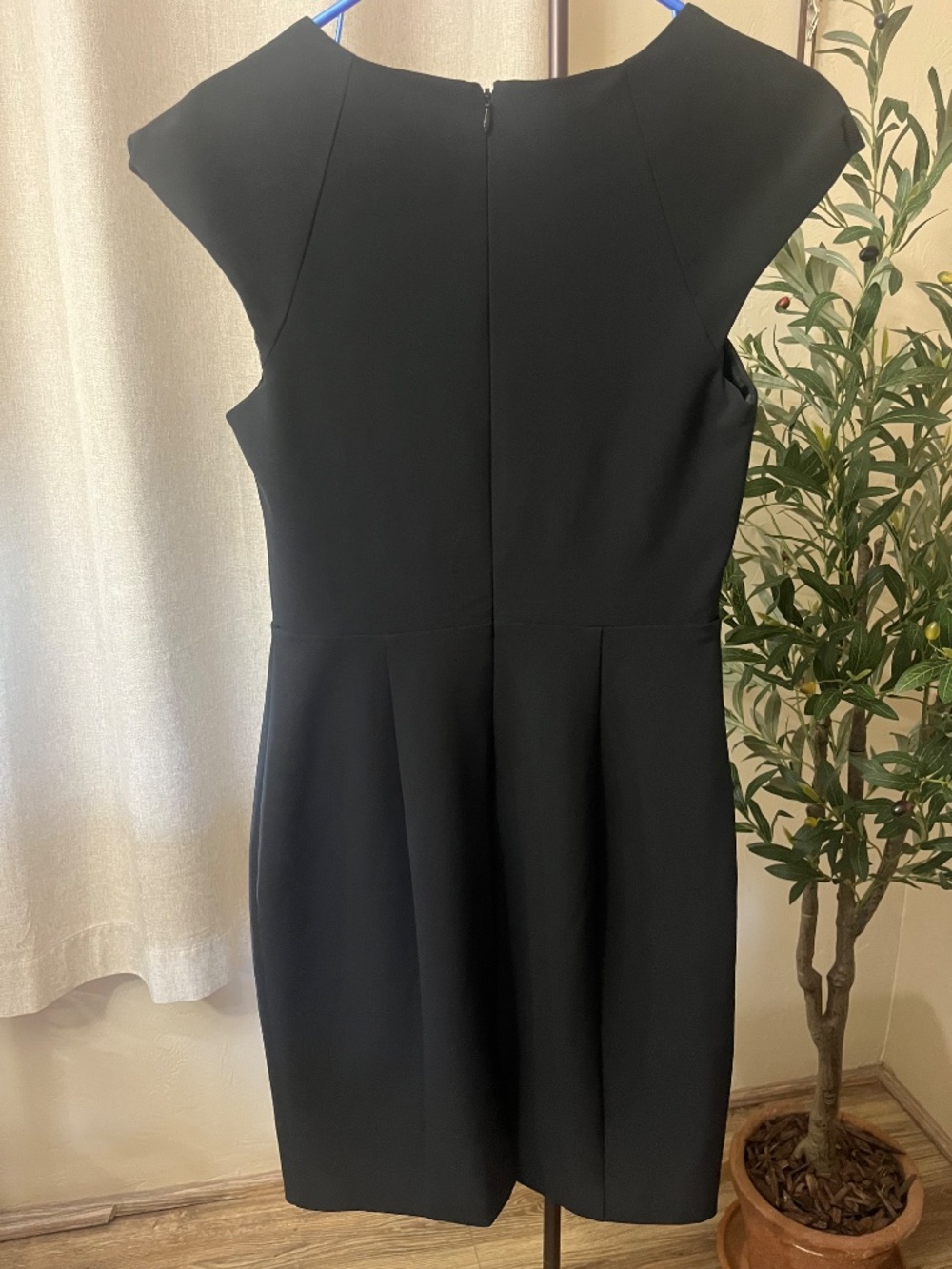 Express Cocktail Dress - Picture 3 of 3